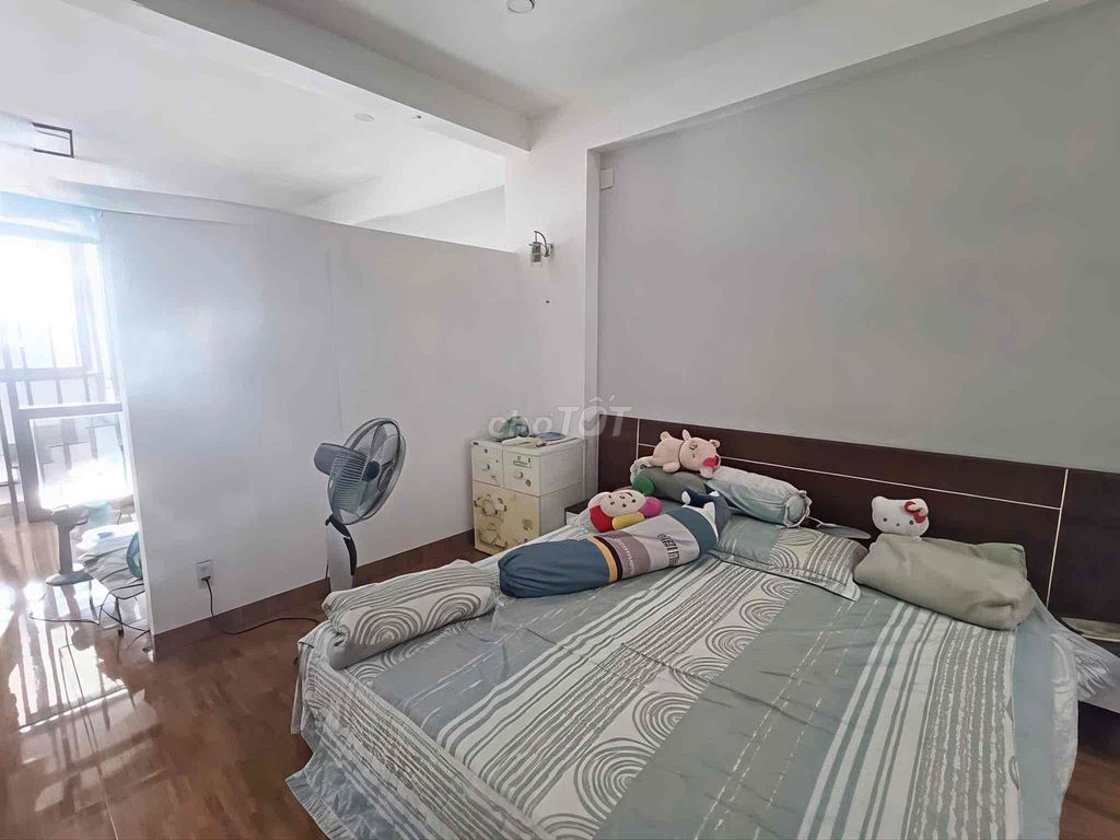 - 8 Hiệp Bình Phước 3 bedroom 3 car toilets at+ vp