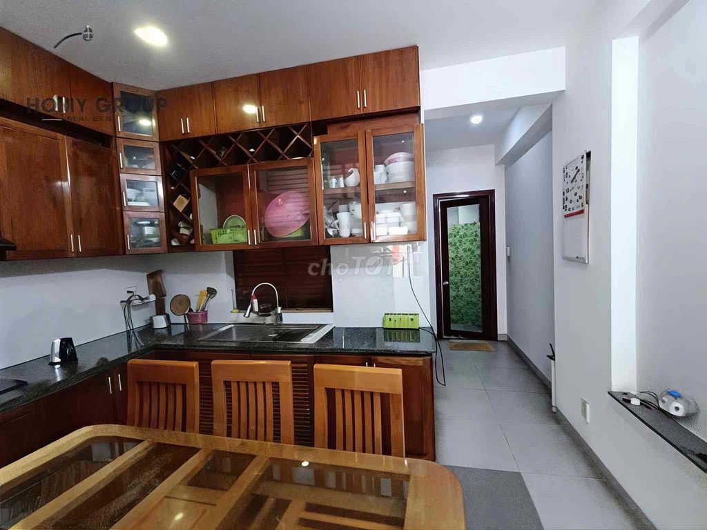 - 8 Hiệp Bình Phước 3 bedroom 3 car toilets at+ vp