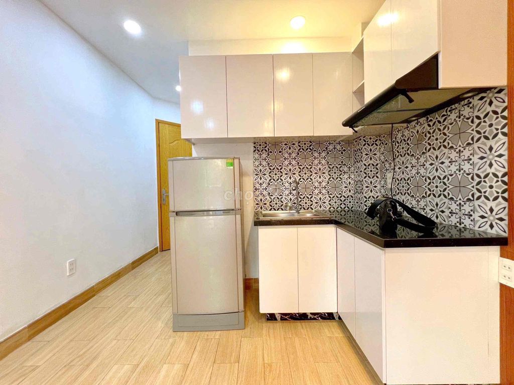 apartment 30 m2 Full inside - engine elevator, Phú Nhuận district
