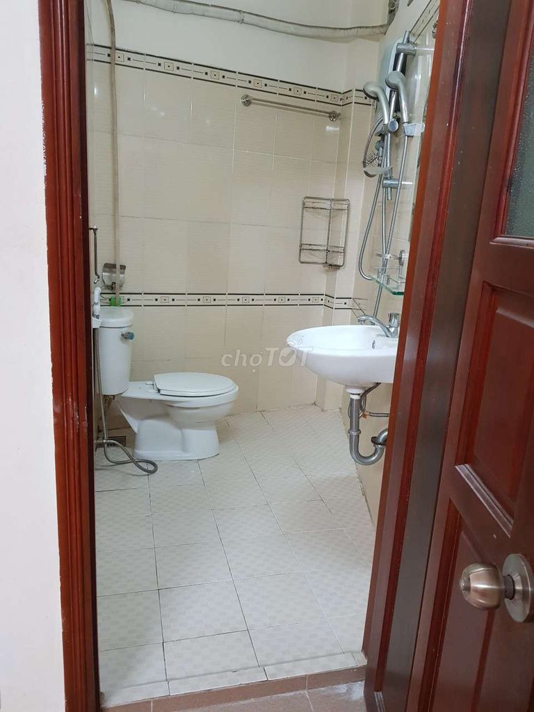 20 M2 suites, chivalry, proficiency.
