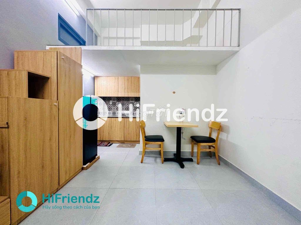 rented rooms with super clean, blue - crystal suites