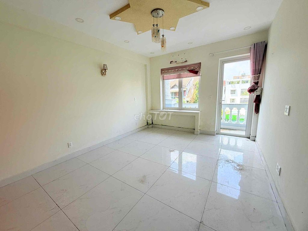 Rent the 7th County male mansion 8 x24 M, 5 bedrooms 6 55 million a month
