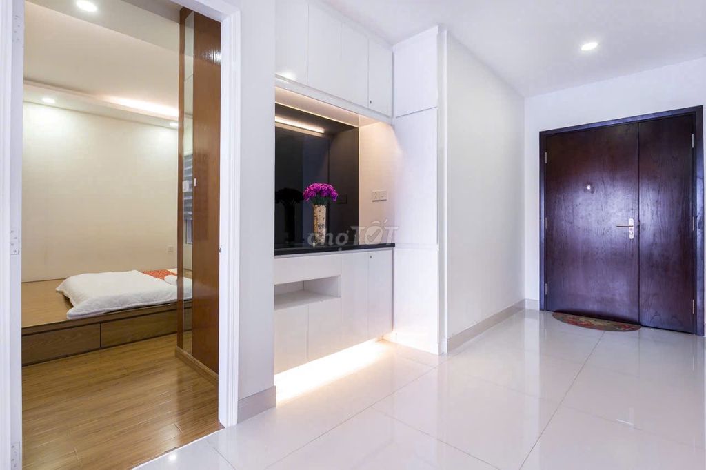 The empty house needs two Sunrise Central Bedrooms across fromtte Mark.