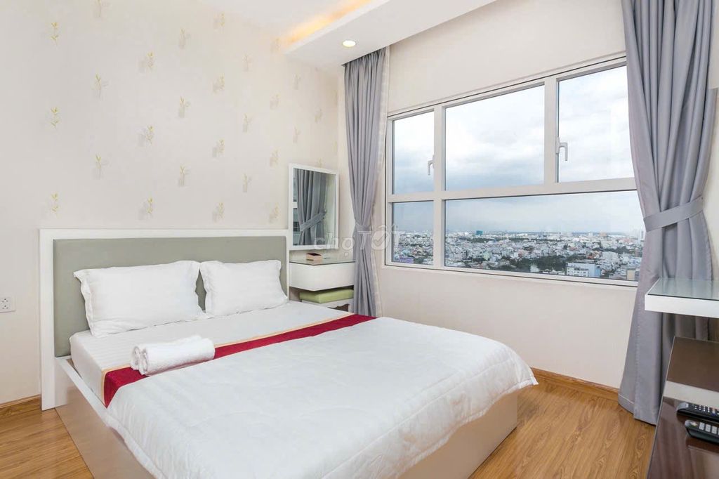 The empty house needs two Sunrise Central Bedrooms across fromtte Mark.