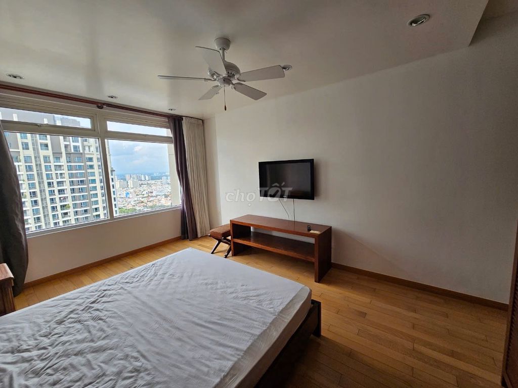 Sunny Plaza .Plain, Gò Vấp, 135 meters, 3 bedrooms, 3 toilets,