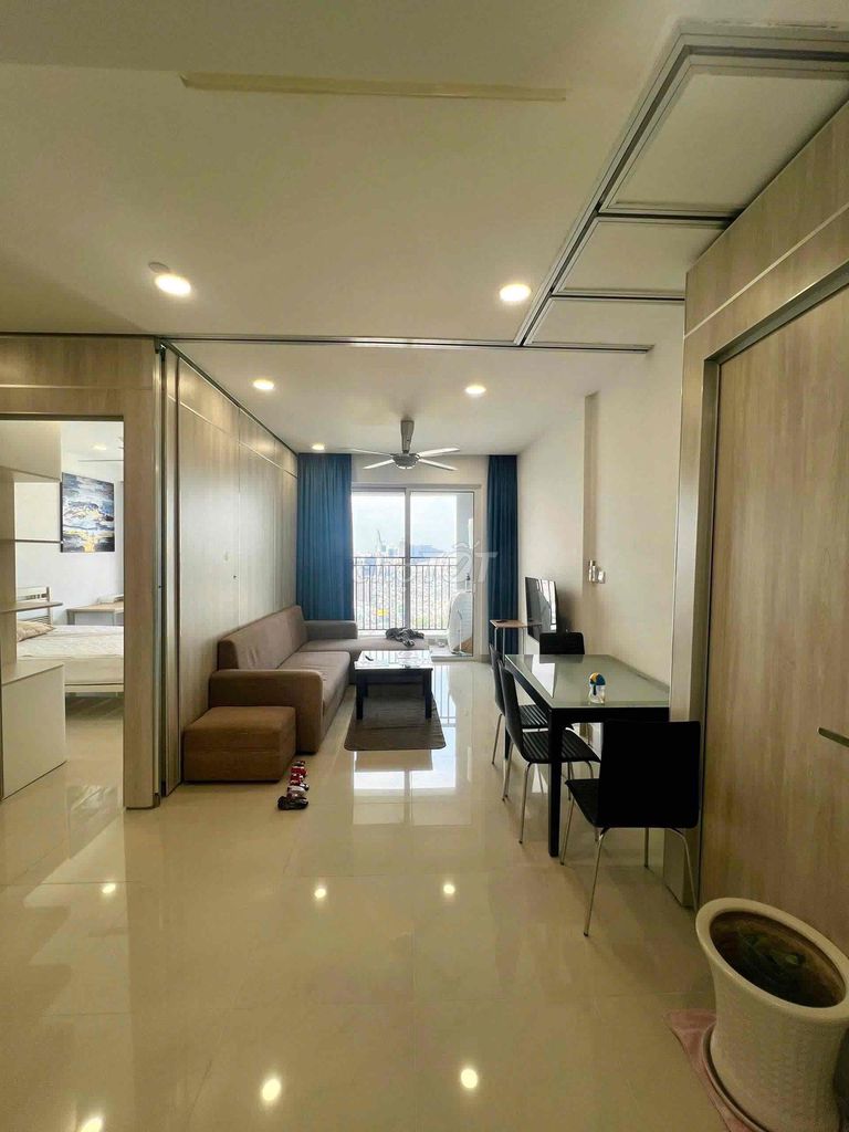 Renting Sunrise CityView District 7h: