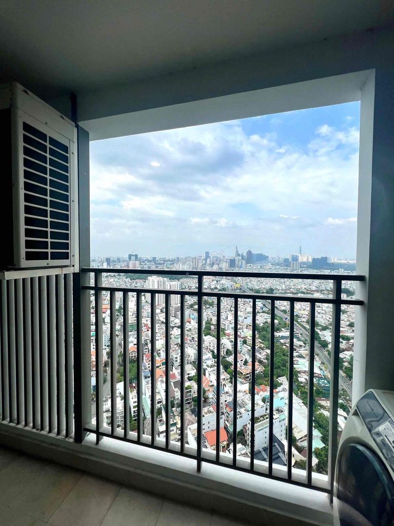 Renting Sunrise CityView District 7h: