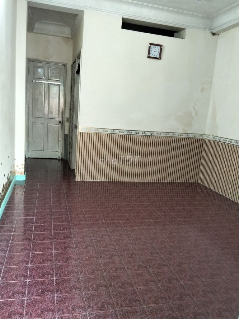 Rent a room that's cheap.