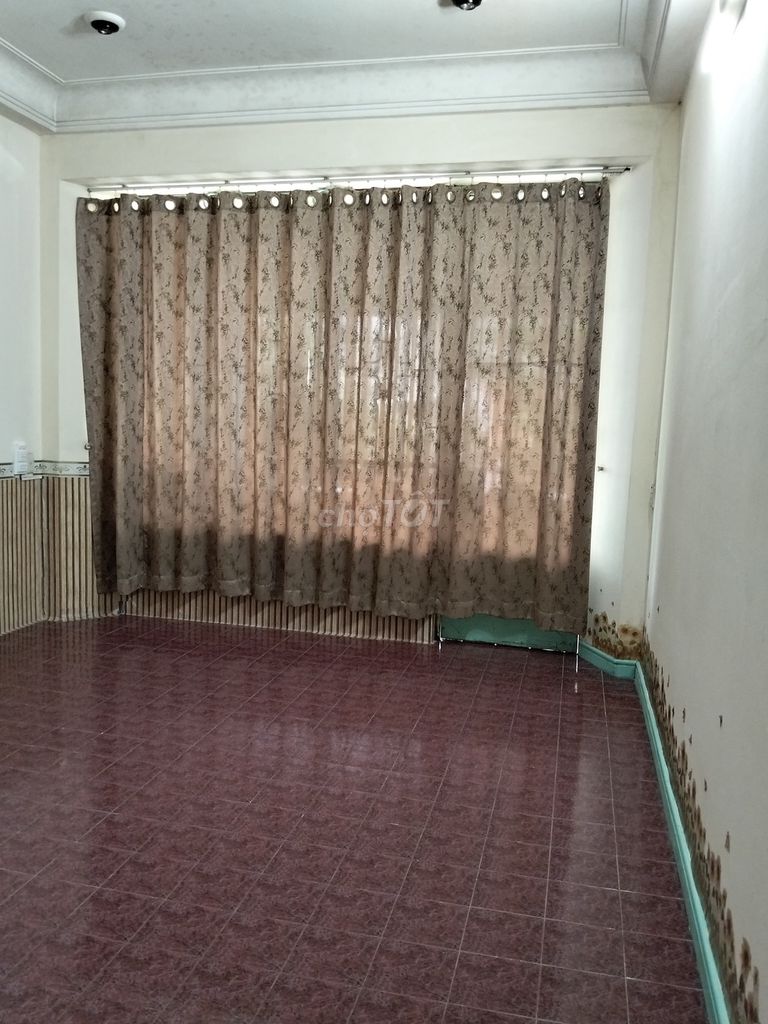 Rent a room that's cheap.
