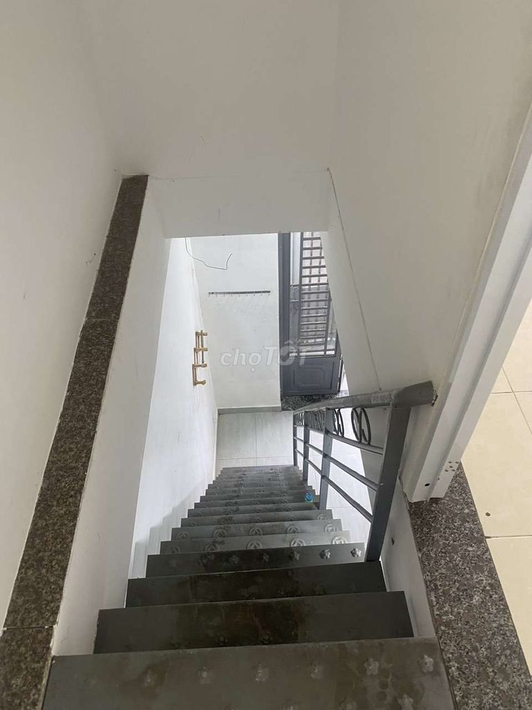 First floor new one, second room Ha Hu, 315 Photos, District 12 for rent