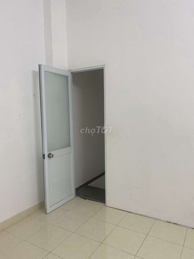 First floor new one, second room Ha Hu, 315 Photos, District 12 for rent