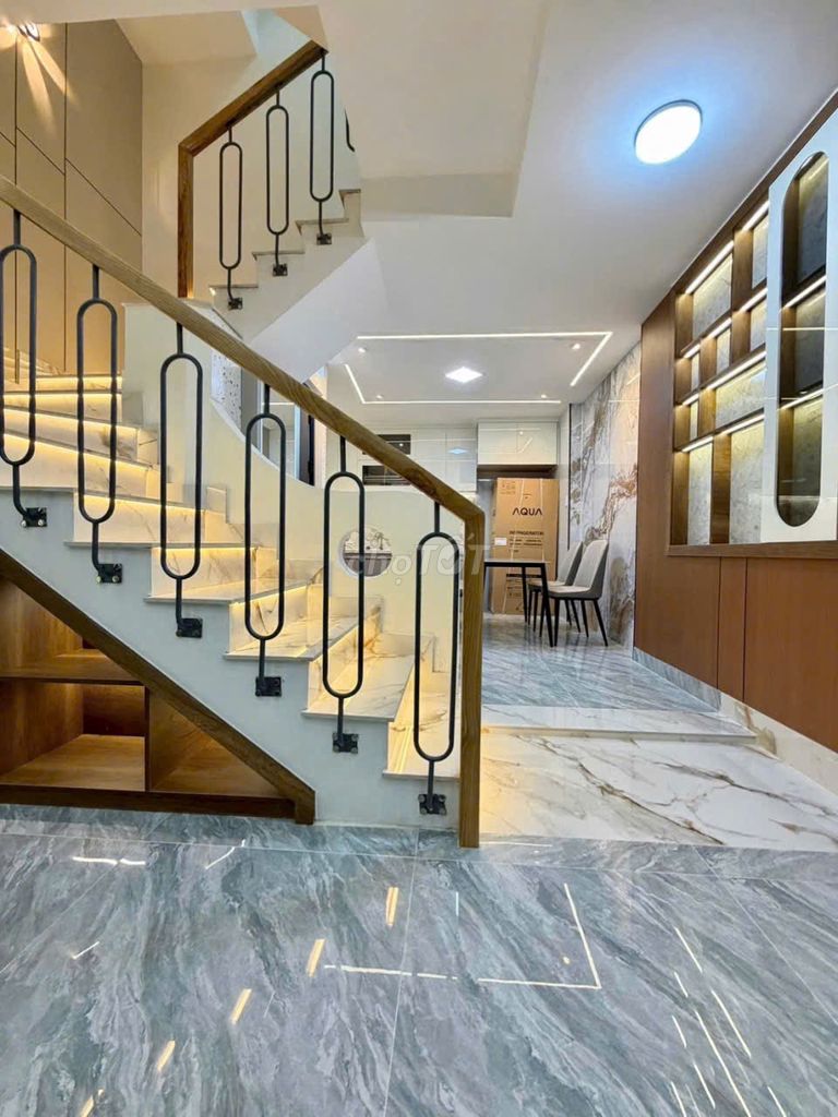 Need to rent an alley building. 476 A Thăng Long-7*4 Tân Bình