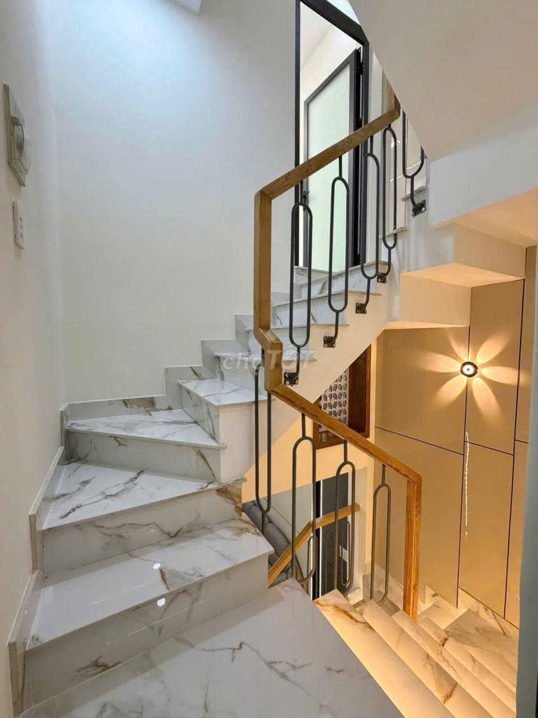 Need to rent an alley building. 476 A Thăng Long-7*4 Tân Bình