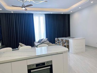 Rent penthouse 5 bedroom 3 toilet 209 m2 at River Panorama high-end interior
