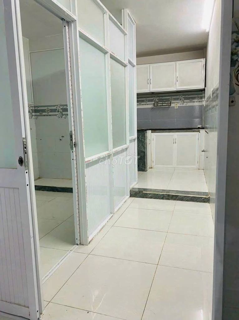 The original alley block 42 Di 3.7 x10 2 bedrooms.