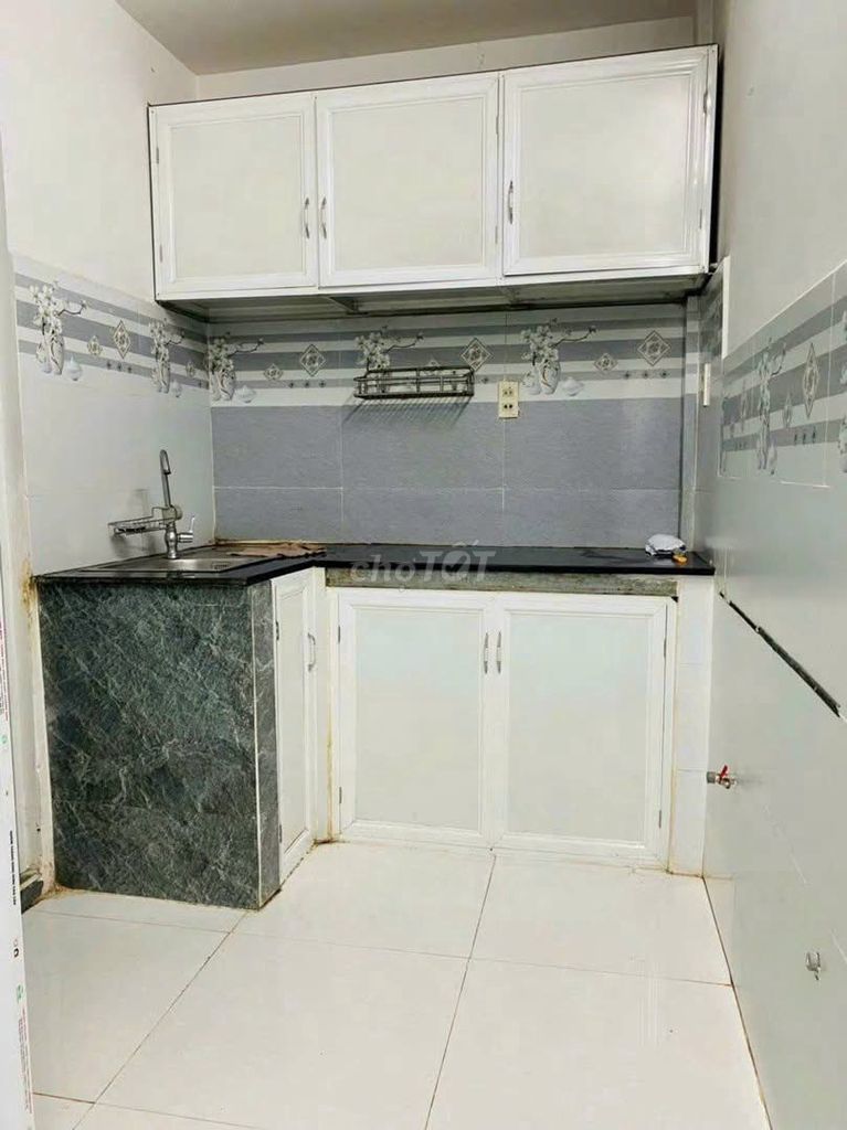 The original alley block 42 Di 3.7 x10 2 bedrooms.