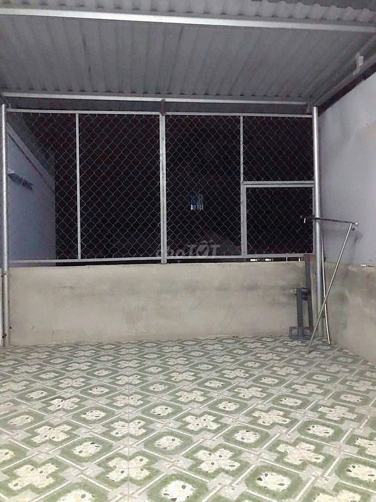 The original alley block 42 Di 3.7 x10 2 bedrooms.