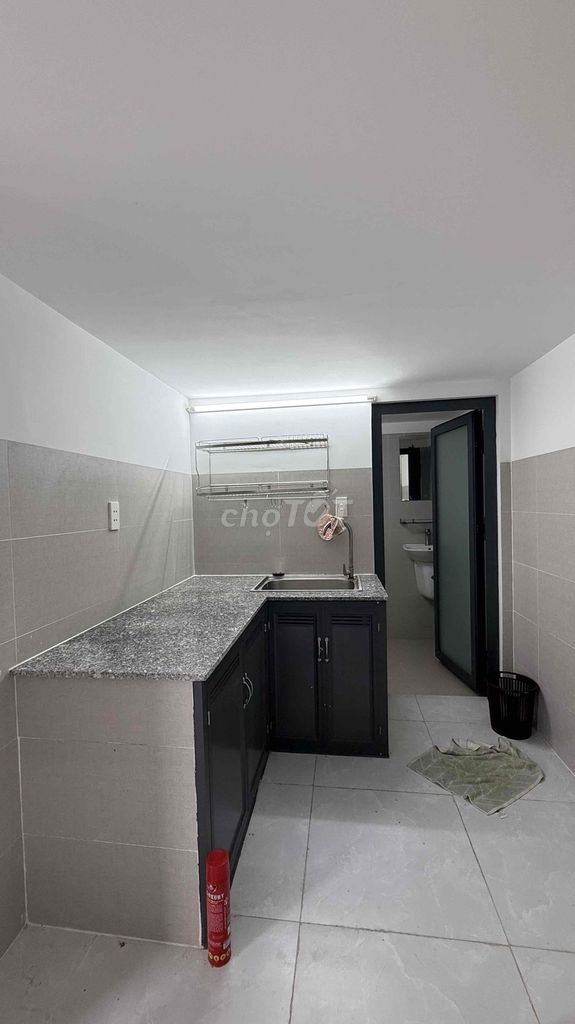 The Duprix Room is 35mm with air conditioning with a clean balcony.