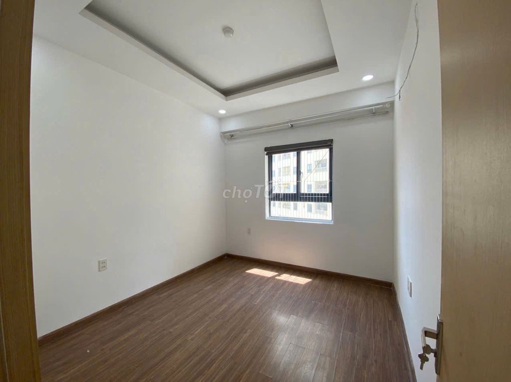 We need to rent two bedrooms. 54 meters. Two air conditionings only.
