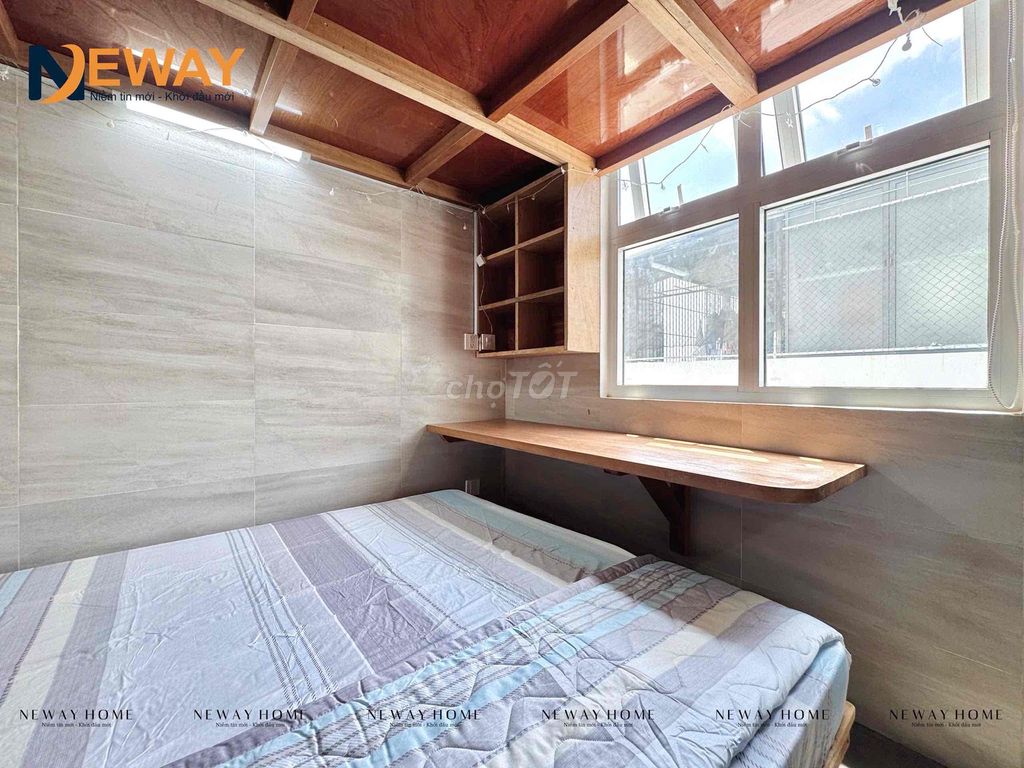 Open up the new apartment, build a new microbe between Tân Phú's laps.