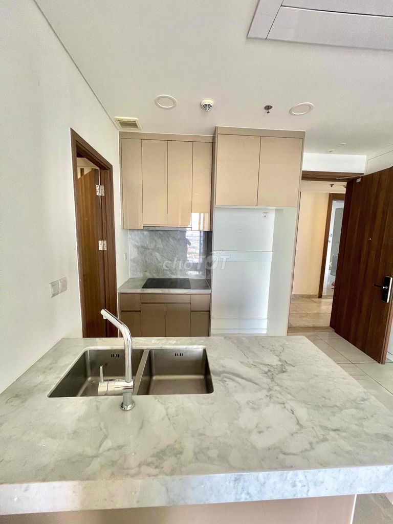 Get the Kingdom to 2 bedrooms - ntcb House empty
