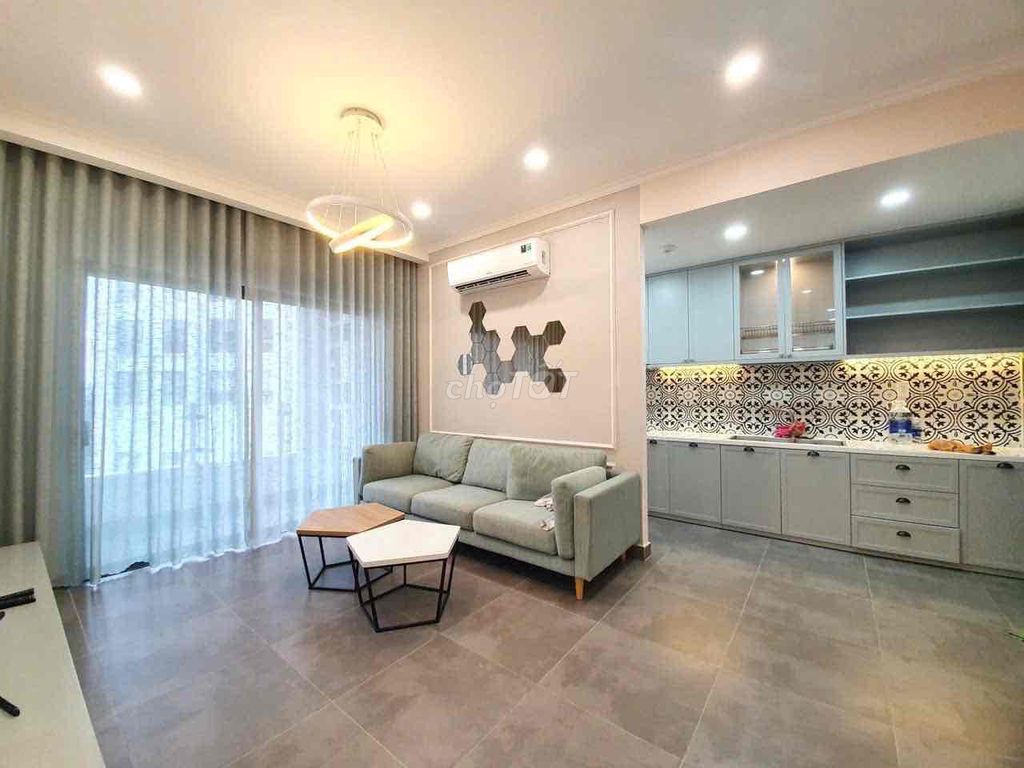 Garden Gate 3 bedrooms 2 toilets. It's near Tan Son Nhut