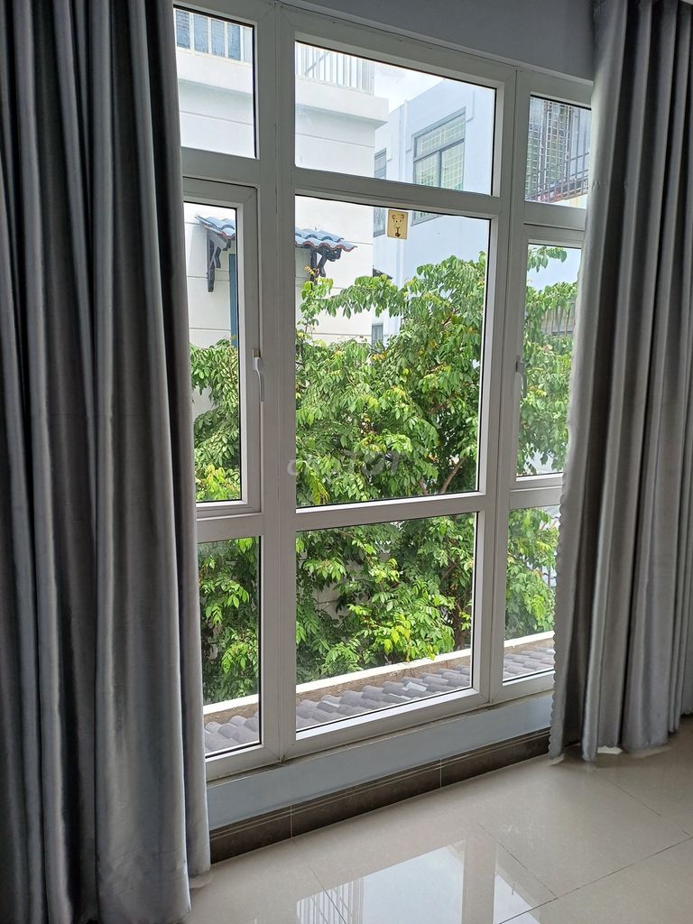Rent Advanced Room