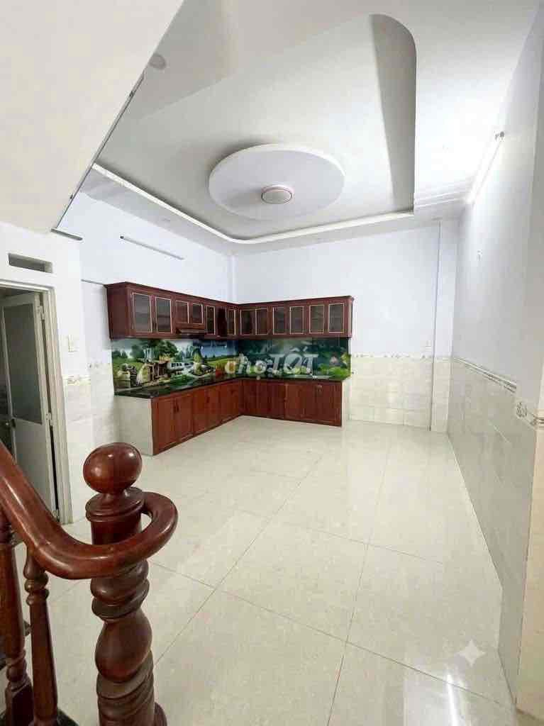 Tỉnh lộ 10 - Four-story Fire Arrow - 4 bedroom 5 - 5-meter alley - 12 million refrigerators