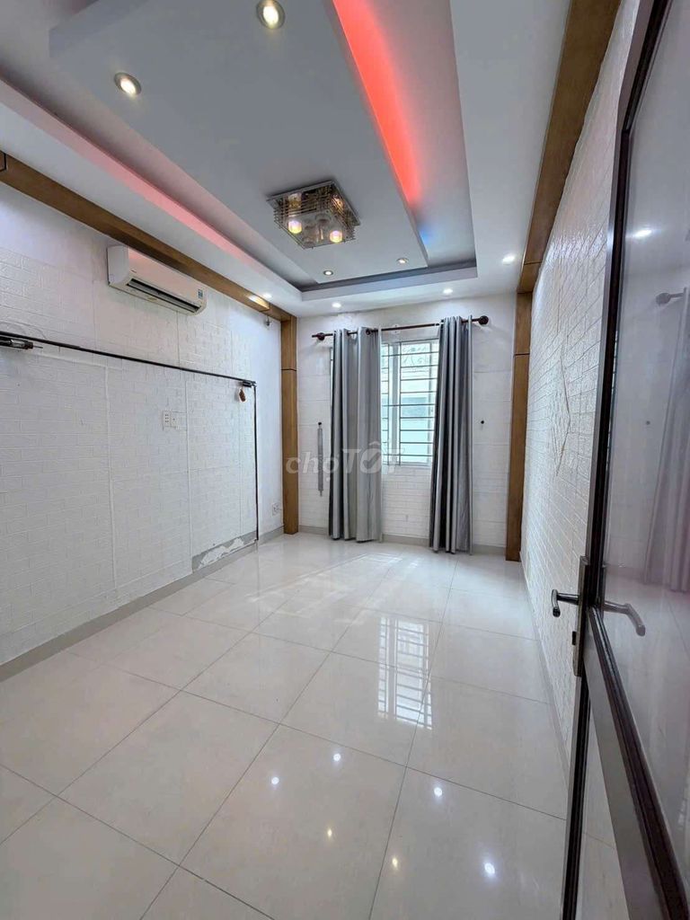 The house will look right in.