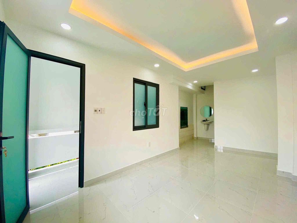 4 x 10 - 1= 2rd floor - 3 bedroom - nice house