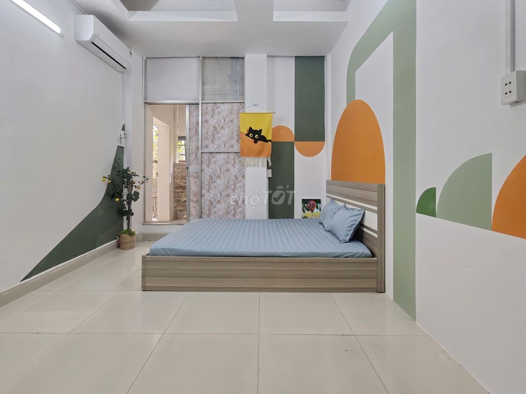 It's the owner who rents 14/10 A số 53 Line - cool private balcony