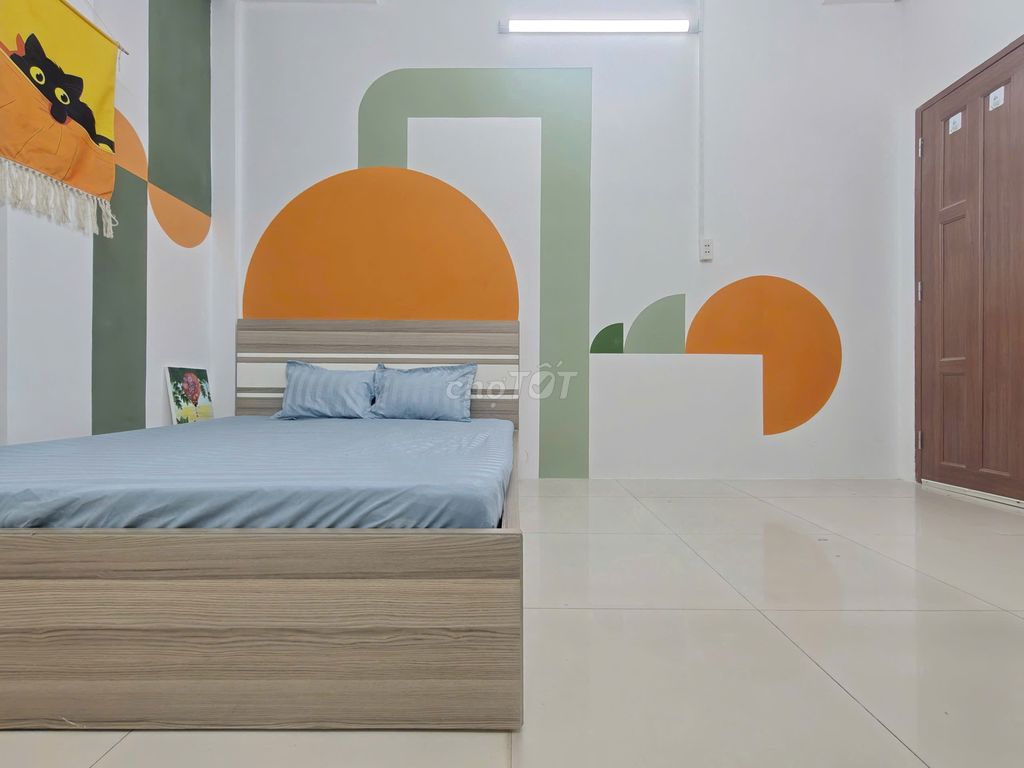 It's the owner who rents 14/10 A số 53 Line - cool private balcony