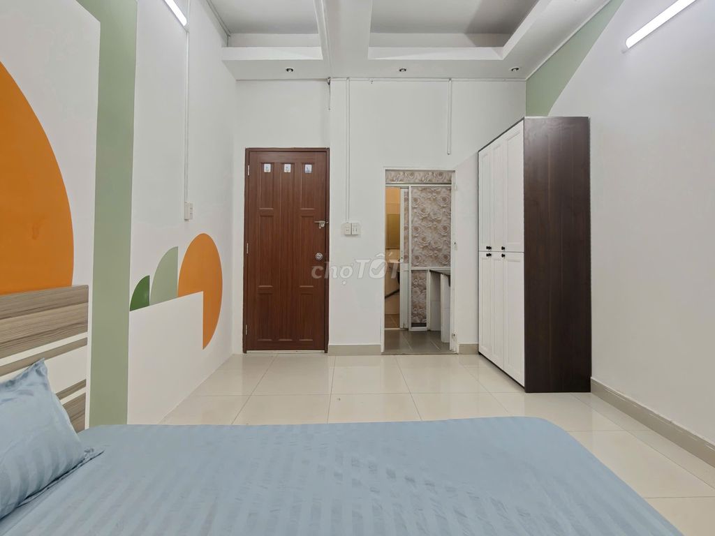 It's the owner who rents 14/10 A số 53 Line - cool private balcony