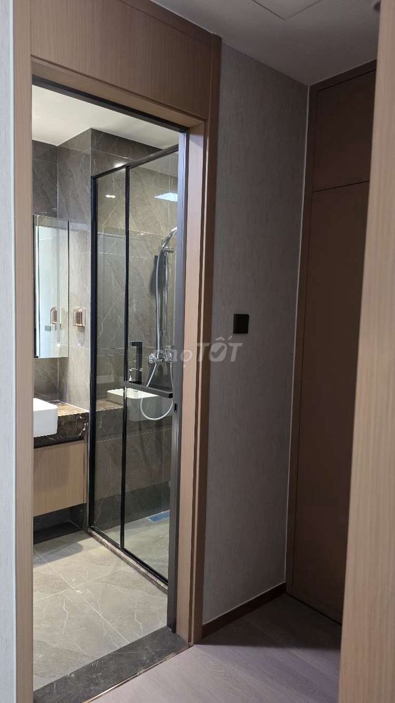 Rent room Krc 13 E Intresco, Bình Hưng, hcm