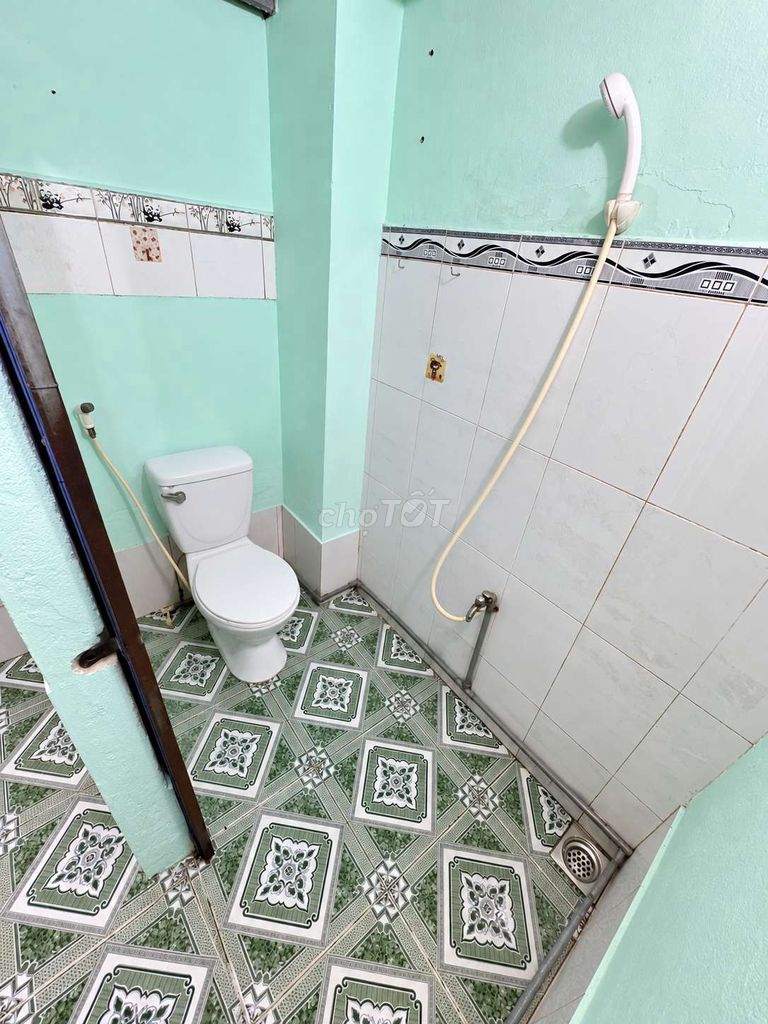 Rent an alley room near Bình Trị Đông.