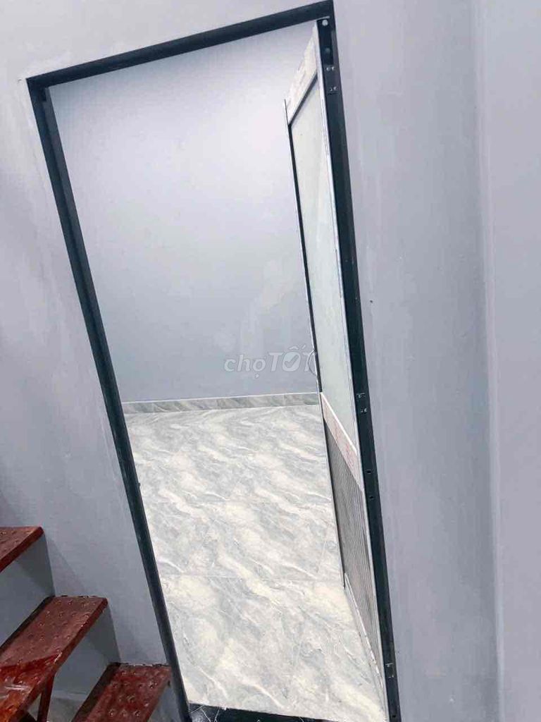 Rent a 1st Street, số 8th Street, 710 Linh Xuân, right there.