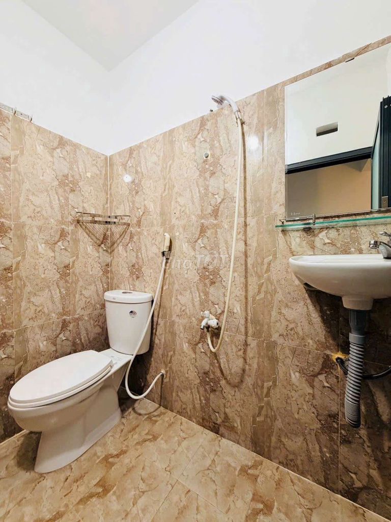 The Quang Trung floor cash is extremely cheap.