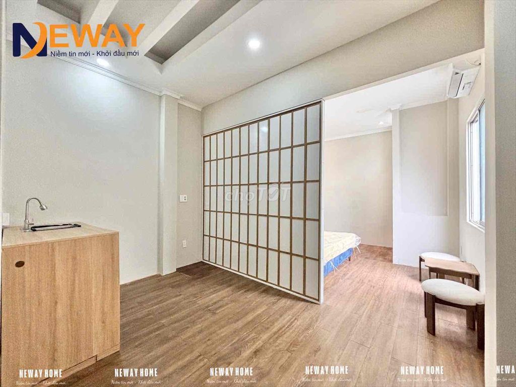 Opening a new house as a separate bedroom, full interior window