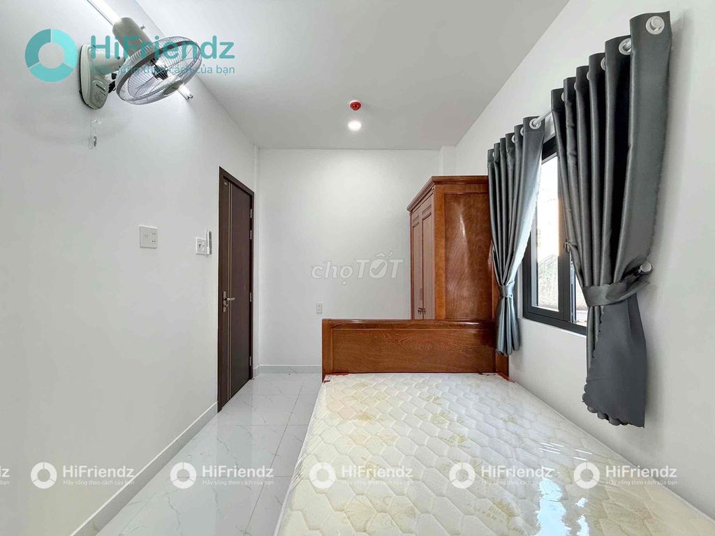 The studio's only 100 percent - full interior - elevator near the divy chain
