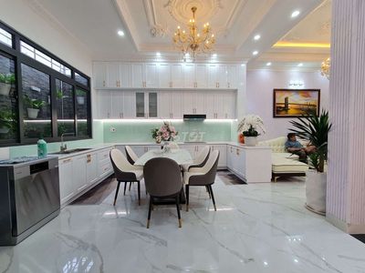 4 x 16 meters 5th floor bedroom 5 bedroom 5 toilet 5