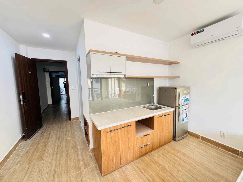 Nguyễn Thái Bình advanced service apartment full of bau vip balcony furniture