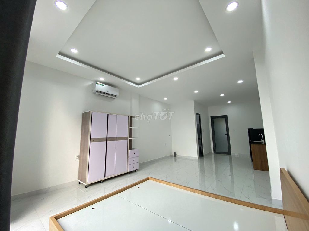 Renting a balcony apartment, 100 percent new in Hương Lộ 3 right here in ALS Tân Phú.