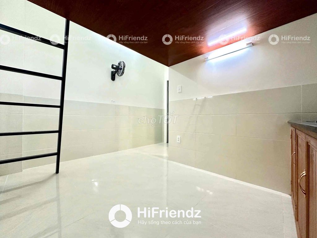 Rent Room 2.8 Full Seven near Europe.