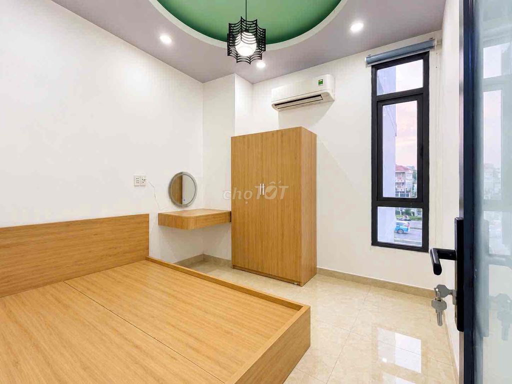 Tell Zhang the 2nd Guardian to the Bedroom - A super-dwelling living room.