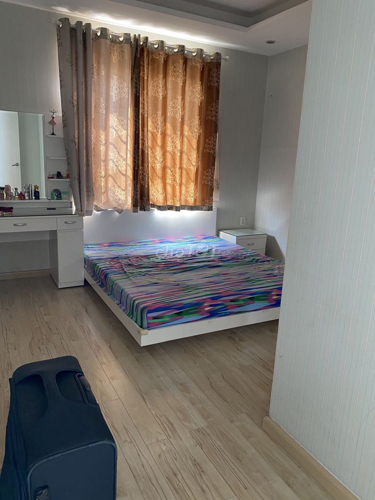 Rent The Flemington District 11 – 100 M2 (3 bedroom - 2 toilets) - 15 million