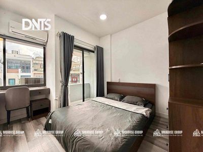 2 Bedrooms Full Seven.