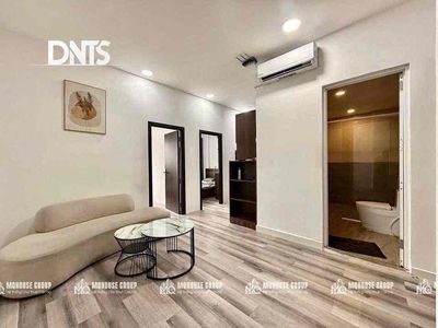 2 Bedrooms Full Seven.