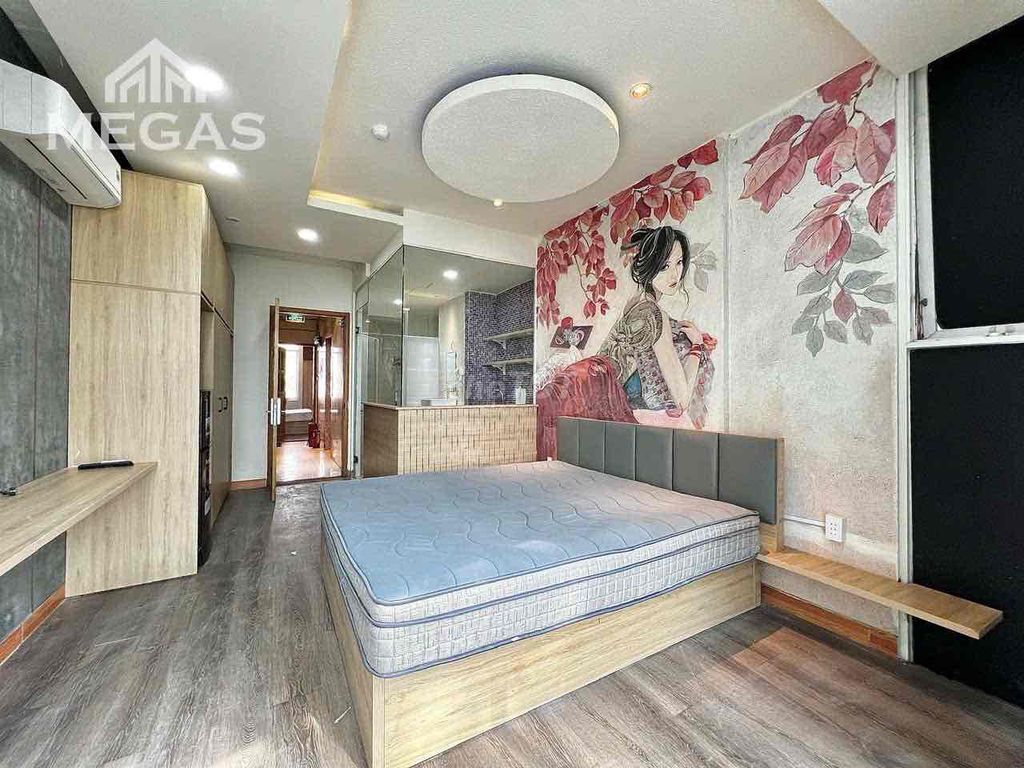 The area's full-view apartment: East Market-Bv Hùng Vương