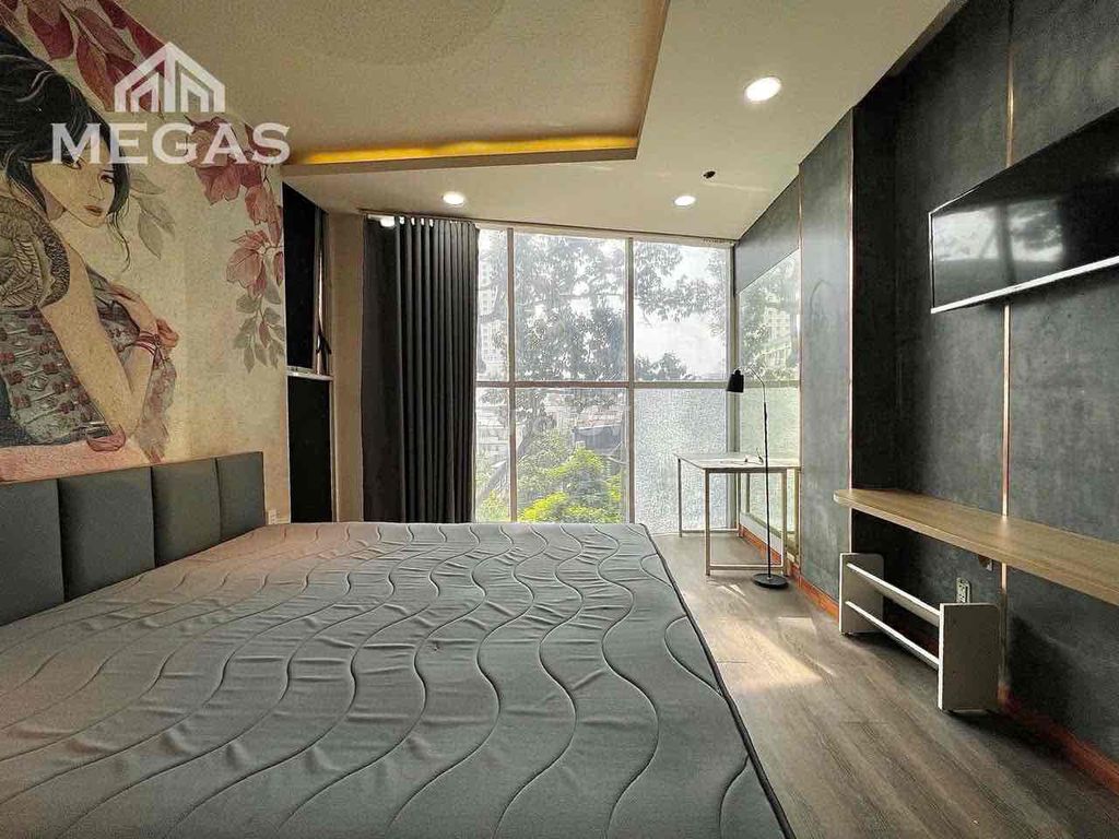 The area's full-view apartment: East Market-Bv Hùng Vương