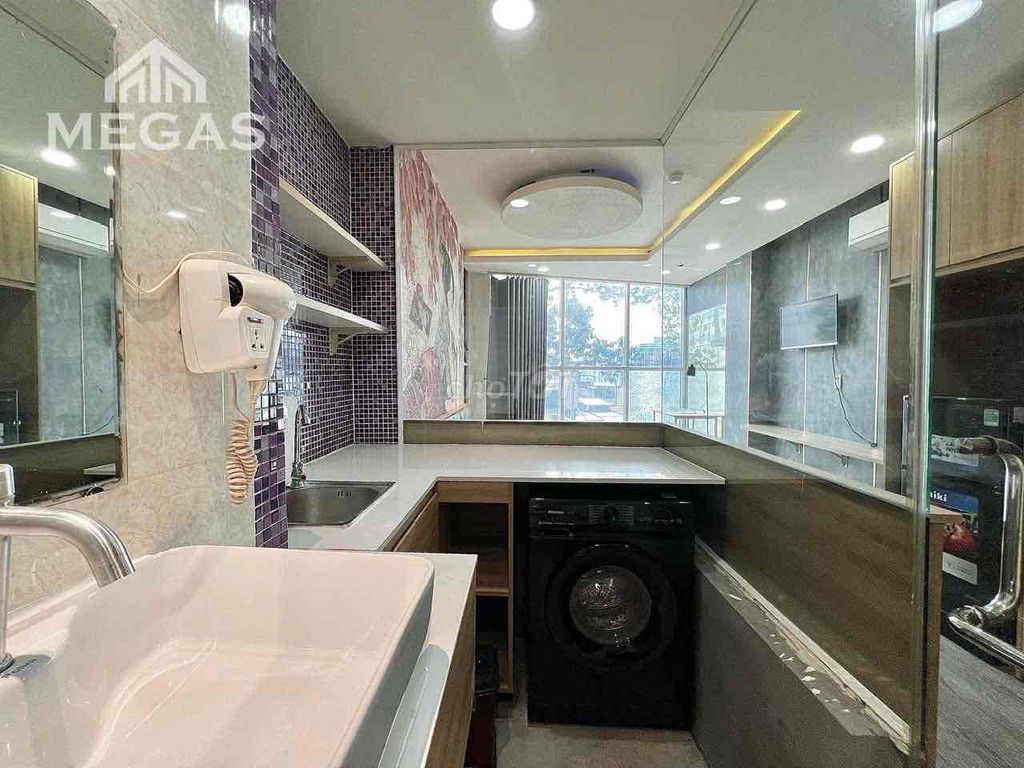 The area's full-view apartment: East Market-Bv Hùng Vương